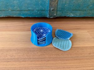 Abschminkpad - die blau Farbige