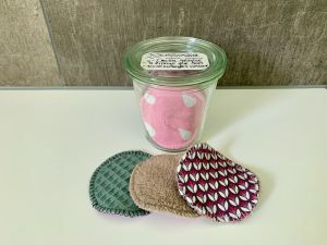 Abschminkpad - die rosa Farbige