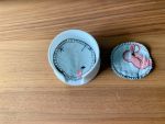Die Abschmikpad sind weich und waschbar. Sie sind aus Frottee und Baumwollstoff im gepunktetem Muster.